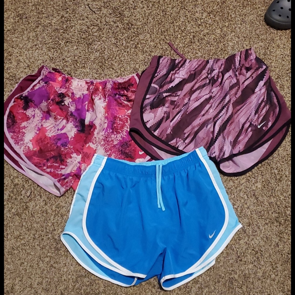 Running shorts
